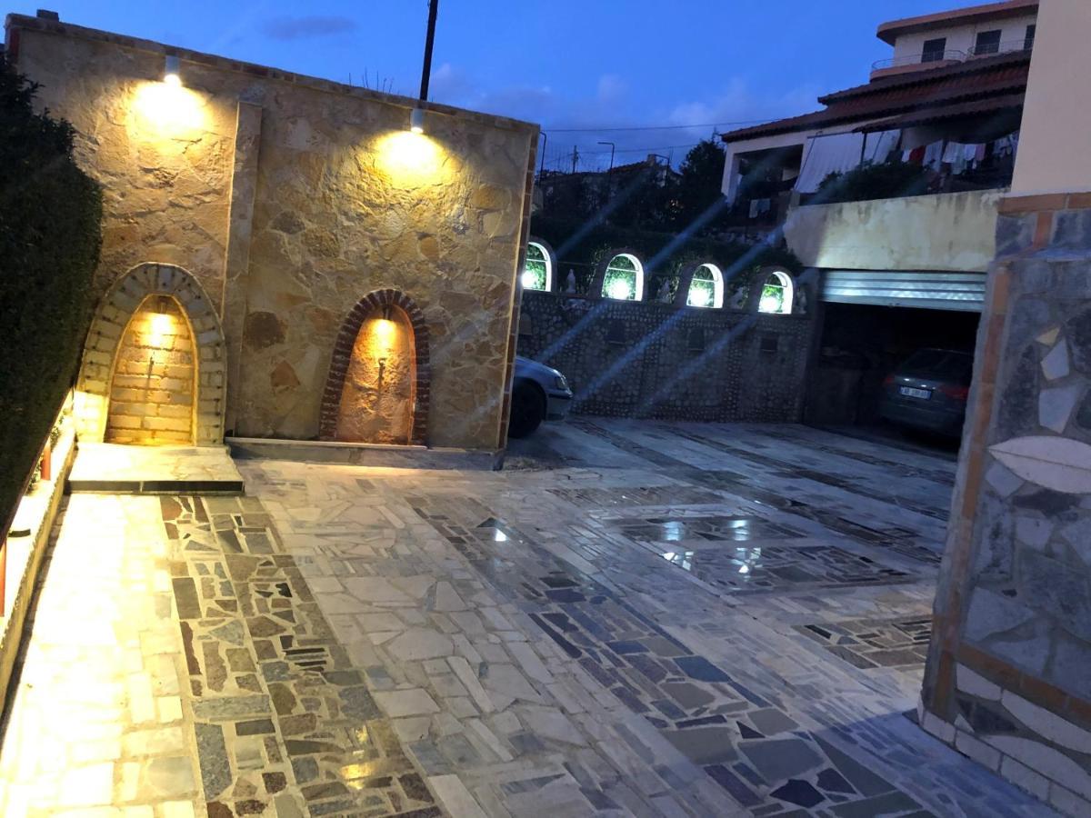 The Sunset Villa Leven Vlorë Exterior foto